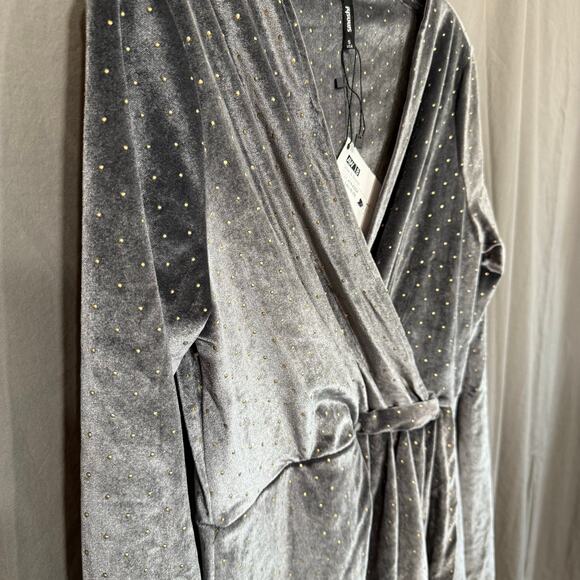 NWT Smash! Okaina Grey Velvet Wrap‎ Dress Gold Dots Velvetcore Women's Small - Picture 5 of 16